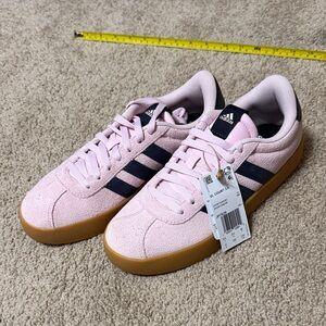 Adidas Women's Pink and Navy Blue Sneakers